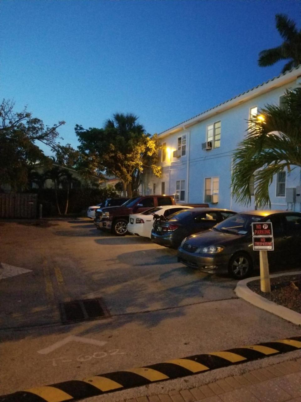 Charter House Motel Hollywood Buitenkant foto